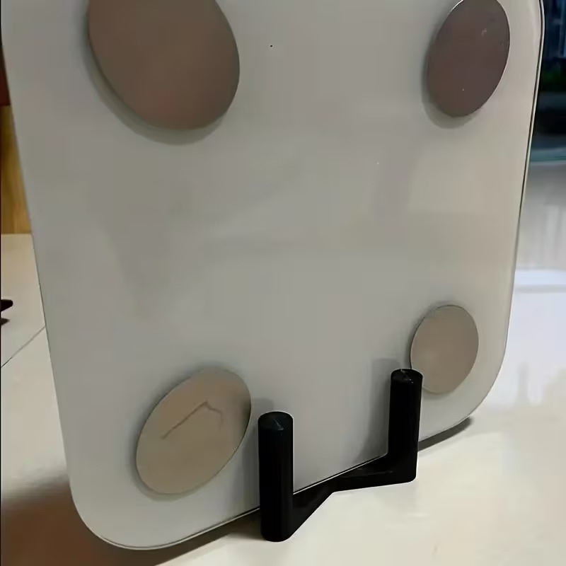 Home Bathroom Scales - ที่วางเครื่องชั่งน้ำหนักพลาสติกแบบใหม่ ประหยัดพื้นที่ ใช้ได้ทั้งในห้องน้ำและห้องออกกำลังกายที่บ้าน ใช้ได้กับเครื่องชั่งแบบดิจิตอล/อนาล็อก ชั้นวางอเนกประสงค์
